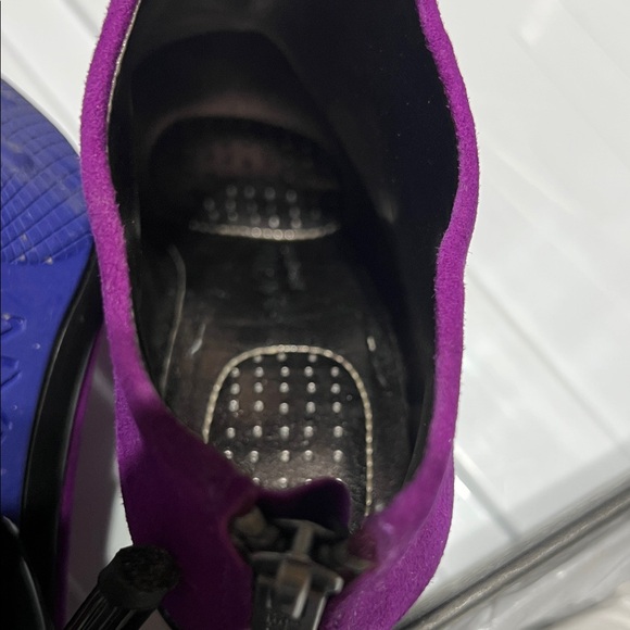 Reaction Kenneth Cole Vibrant Purple Heeled Boots - Picture 10 of 14